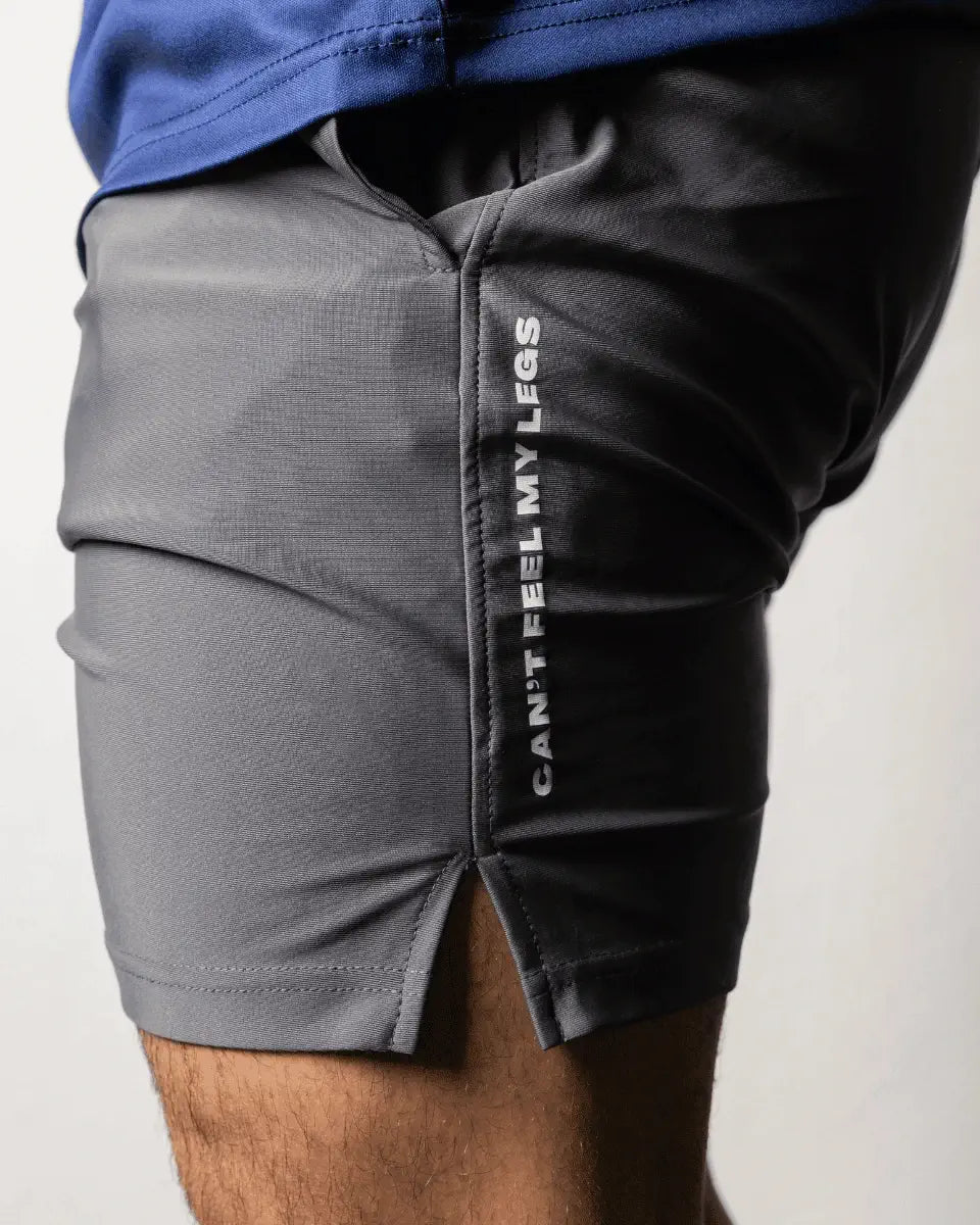 CAN'T FEEL MY LEGS - PANTALON GRIS OSCURO