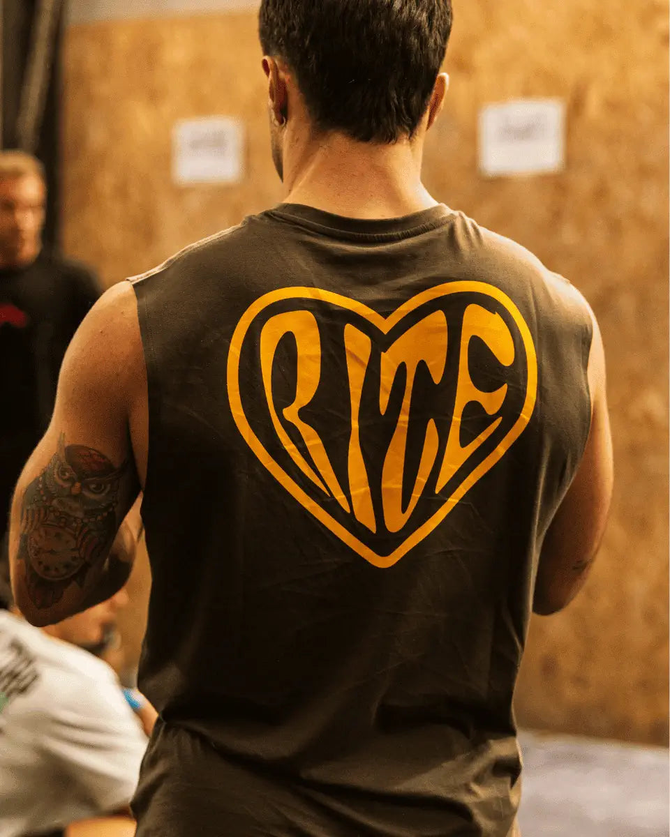 LOVE RITE - CAMISETA VERDE OLIVA UNISEX