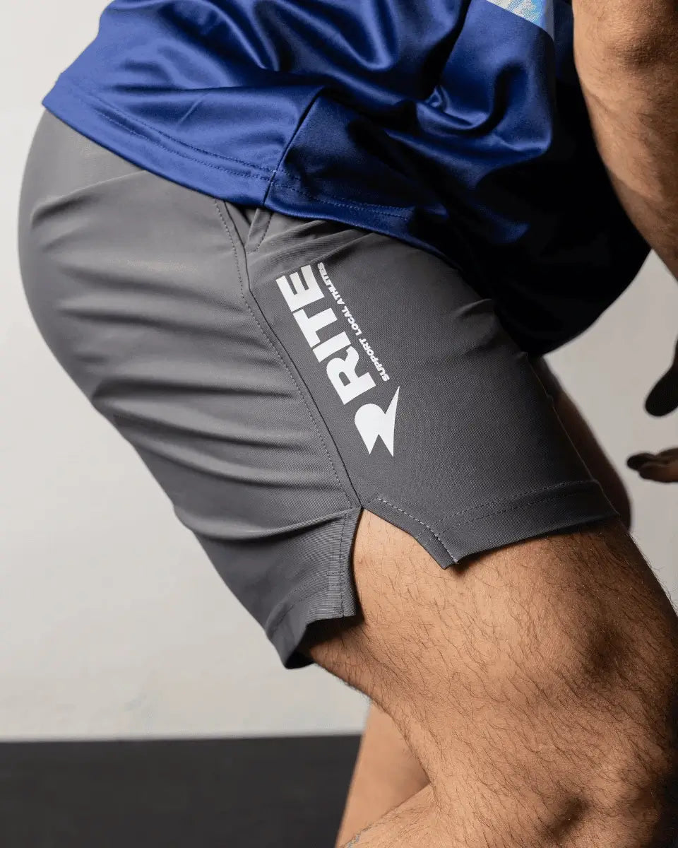 CAN'T FEEL MY LEGS - PANTALON GRIS OSCURO