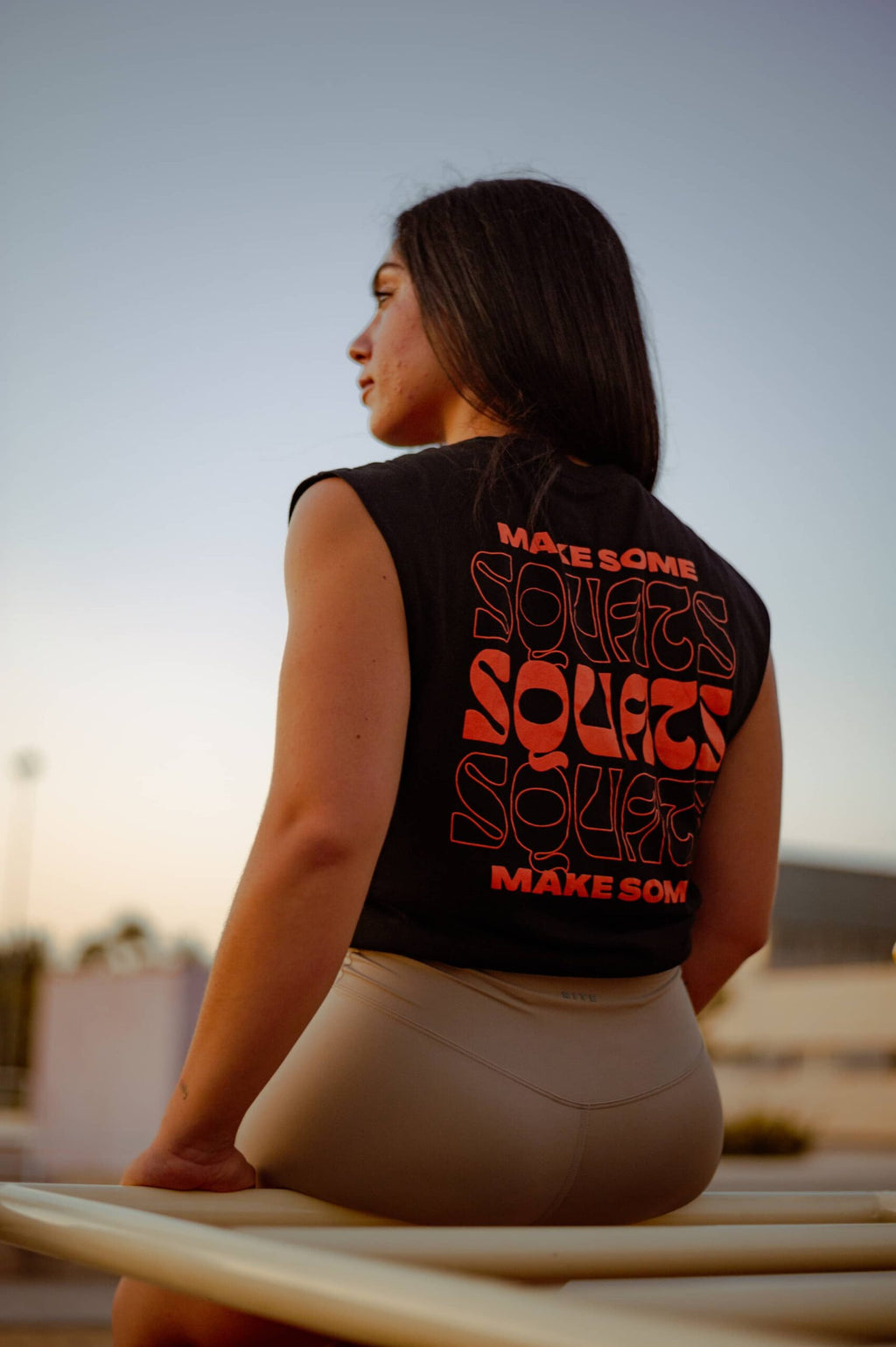 MAKE SOME SQUATS - CAMISETA NEGRA UNISEX