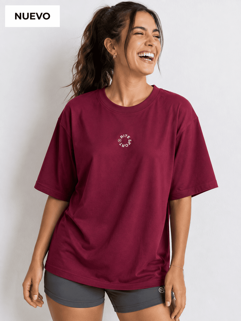 CAMISETA UNISEX OVERSIZE LOOK MOM – GRANATE