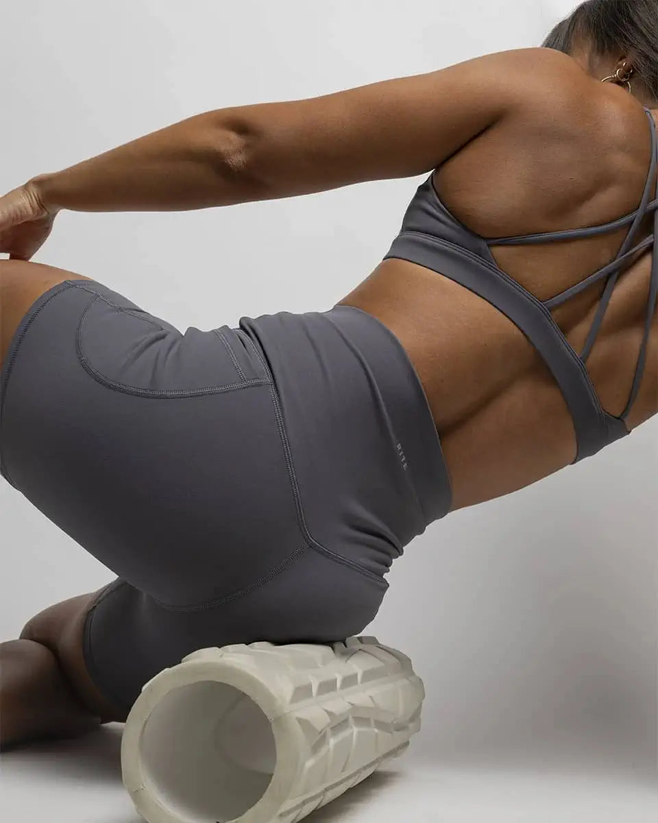 MALLAS CORTAS DEPORTIVAS RITE GRISES