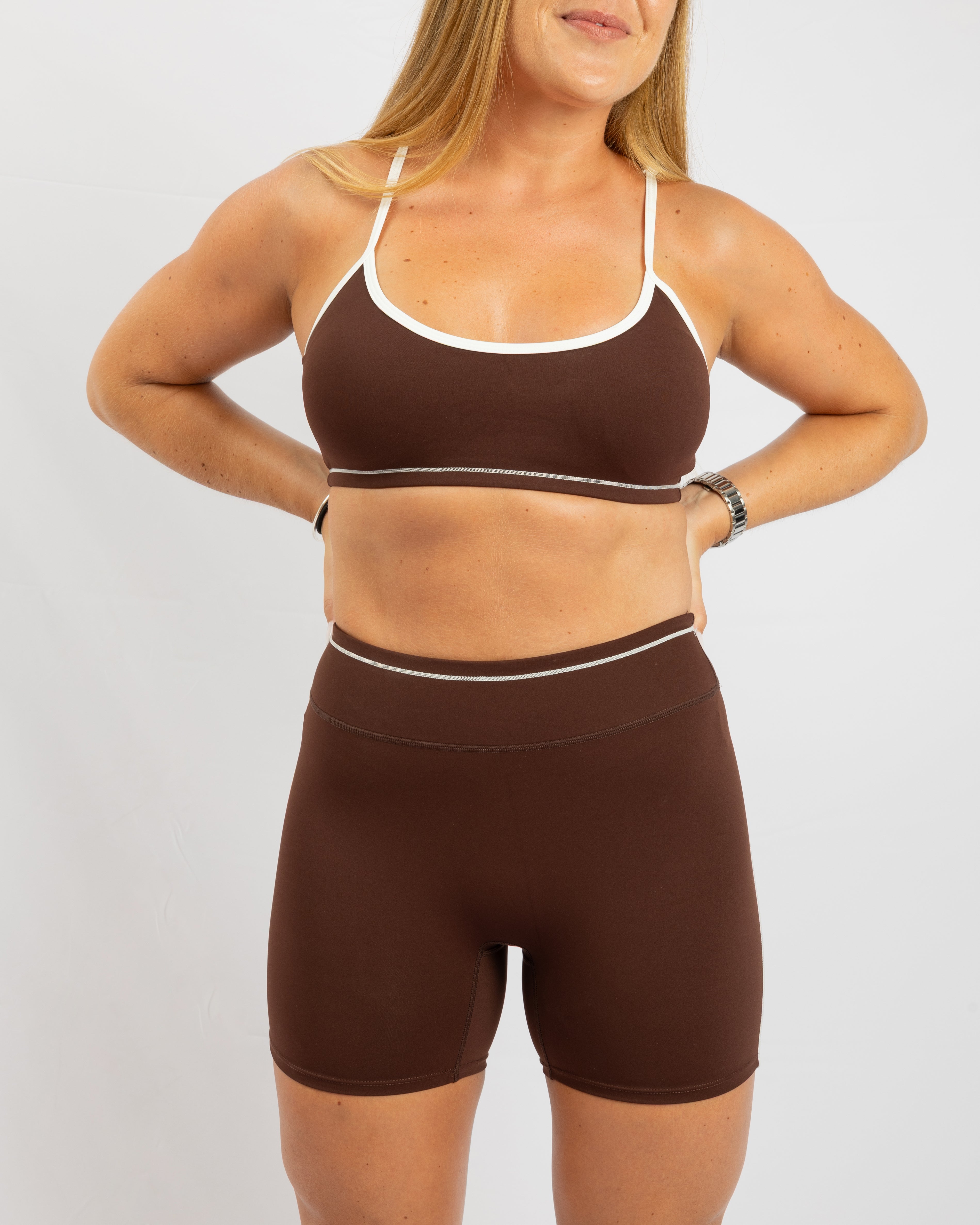 TOP DEPORTIVO MARRON POWER RITE