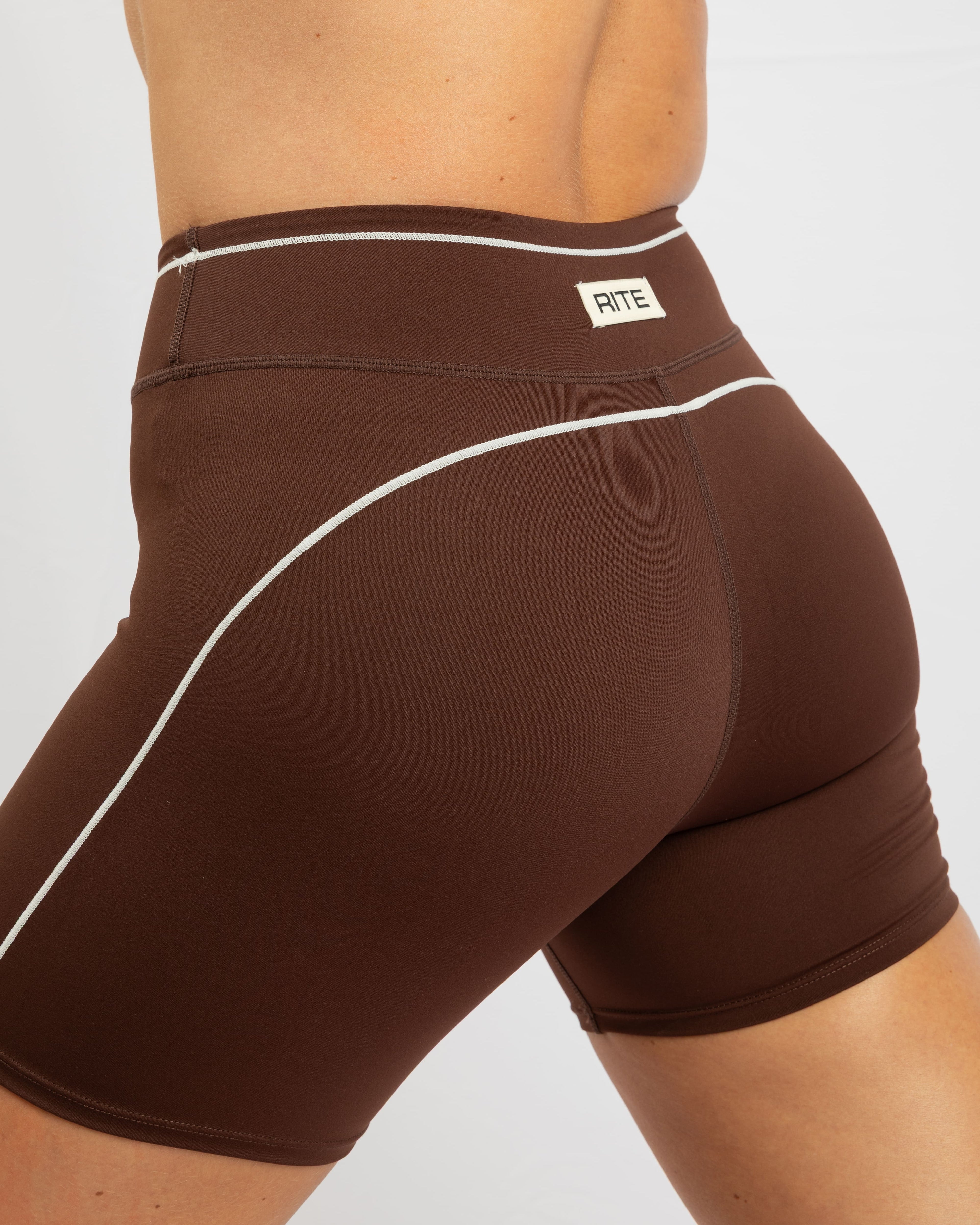 MALLAS CORTAS DEPORTIVAS POWER RITE MARRON