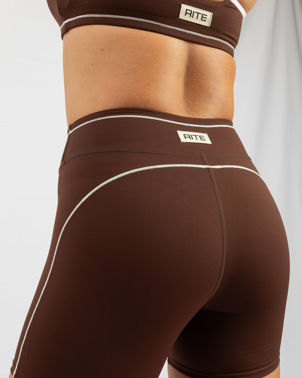 MALLAS CORTAS DEPORTIVAS POWER RITE MARRON